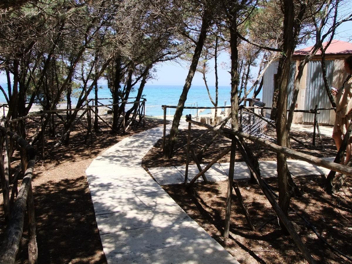 Rosa Marina Frontline Beach Ostuni Bagian luar foto
